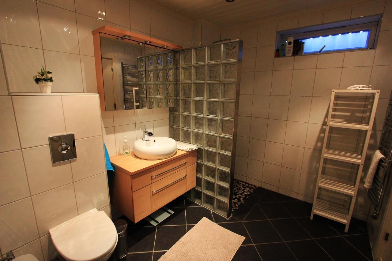 Ferienwohnung Flott Utsikt, Rolig Gate Bodø Exterior foto